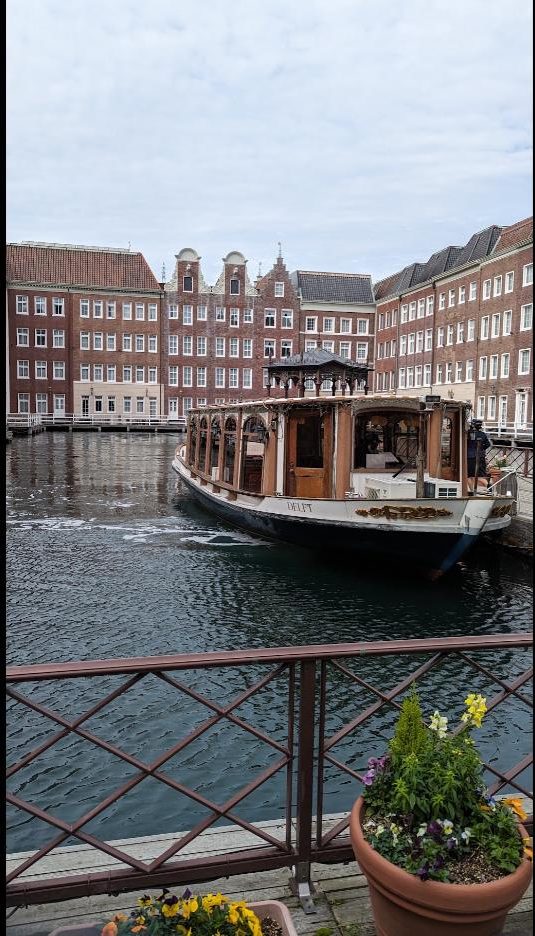 ハウステンボスのカナルクルーザー『DELFT』